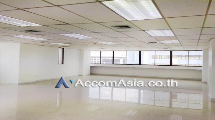 4  Office Space For Rent in Ratchadaphisek ,Bangkok MRT Thailand Cultural Center at Amornphan 205 AA11595